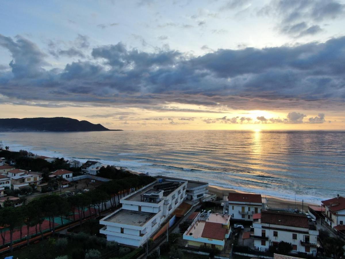 Laris Bed & Breakfast Castellabate Ngoại thất bức ảnh